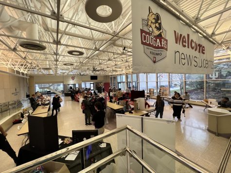 Students explore the various clubs and extracurriculars at Indiana University Kokomo on Jan. 18 in Alumni Hall at the spring Activities Fair. 