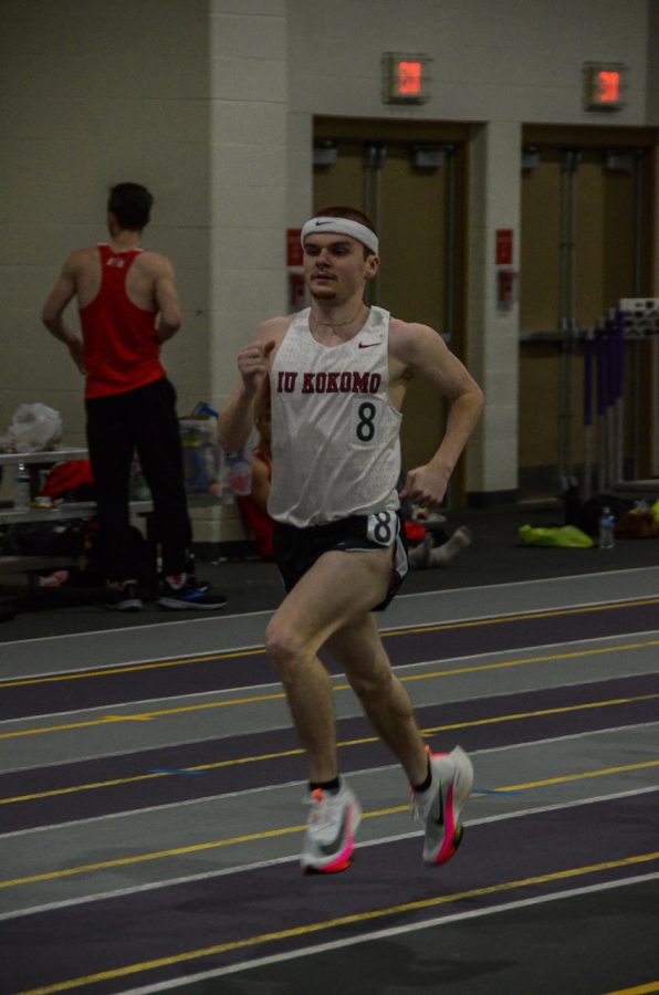 Senior Cyrus Felger competes in the indoor 3,000-meter race on Jan. 28 at Taylor University. He went on to place 4th overall with a time of 9:05.55, breaking the school record.